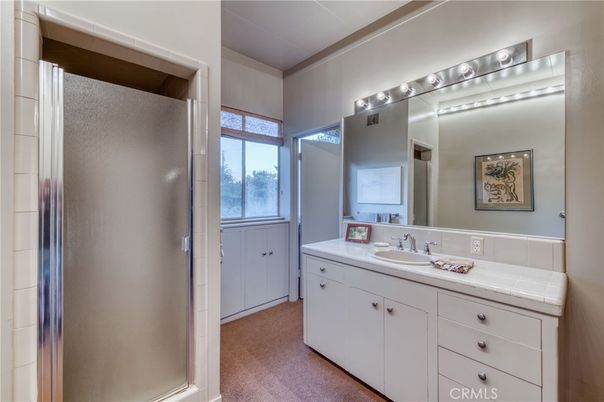 Bathroom, Interior, Tile Countertops