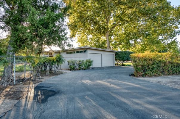 Detached Garage, Exterior