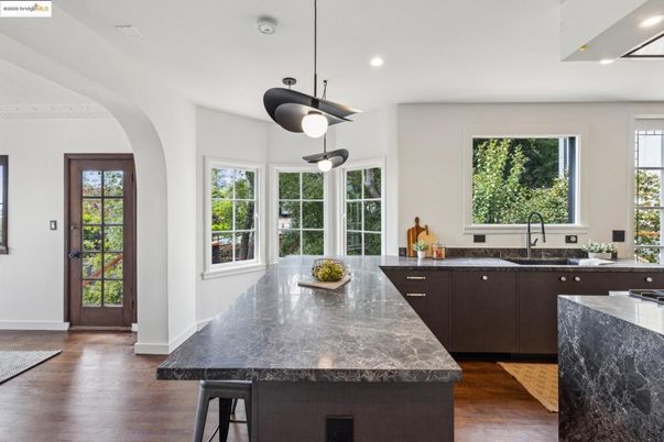 Interior, Kitchen, Pendant Lights, Recessed Lighting, Wood Texture Flooring