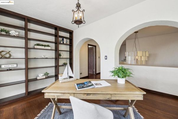 Home Office, Interior, Pendant Lights, Wood Texture Flooring
