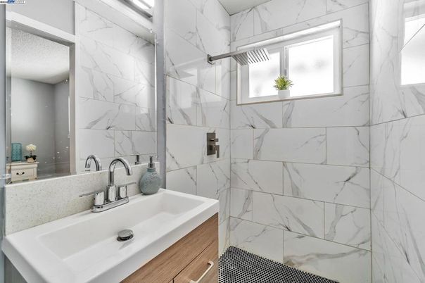 Bathroom, Interior, Marble Walls
