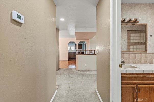 Bathroom, Interior, Recessed Lighting, Tile Countertops