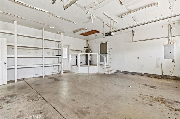 Garage, Interior