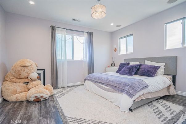 Bedroom, Interior, Pendant Lights, Recessed Lighting, Wood Texture Flooring