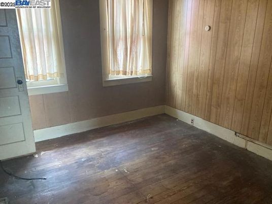 Empty room, Interior, Wood Texture Flooring, Wooden Walls