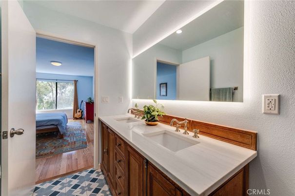 Bathroom, Bedroom, Interior, Recessed Lighting, Wood Texture Flooring