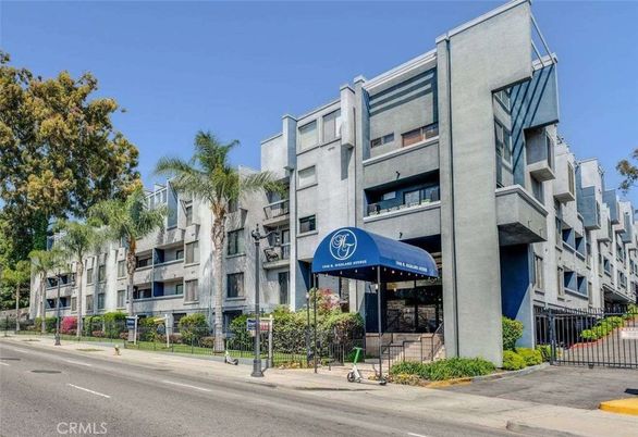 Exterior, Facade, Condo Building