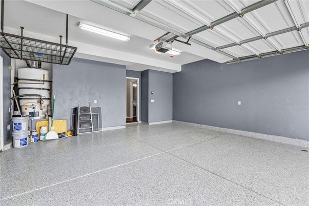 Garage, Interior