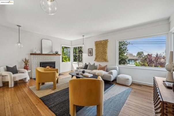 Fireplace, Interior, Living room, Pendant Lights, Wood Texture Flooring