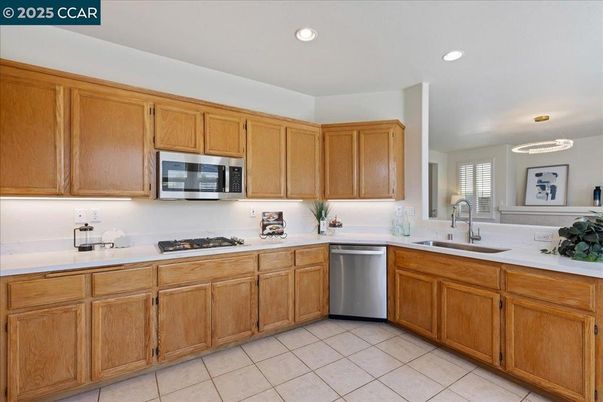 Interior, Kitchen, Pendant Lights, Recessed Lighting