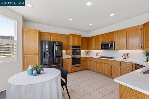Dining room, Interior, Kitchen, Recessed Lighting