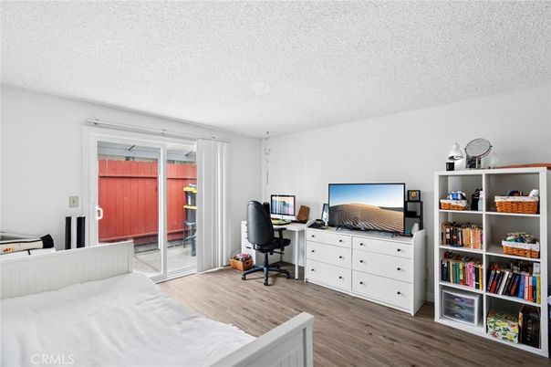 Bedroom, Home Office, Interior, Wood Texture Flooring