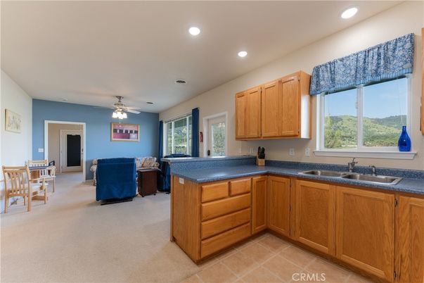 Dining room, Interior, Kitchen, Recessed Lighting