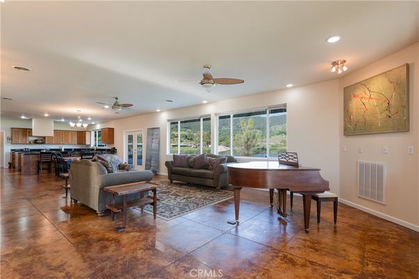 Interior, Kitchen, Living room, Piano, Recessed Lighting