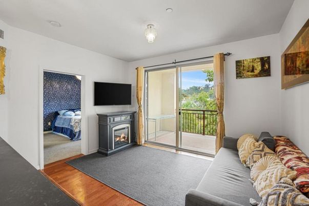 Bedroom, Fireplace, Interior, Wood Texture Flooring