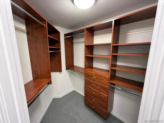 Interior, Walk-in Closets