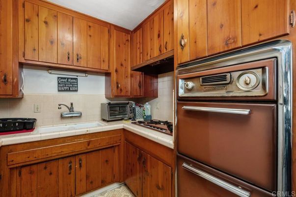 Interior, Kitchen, Tile Countertops