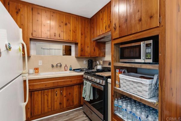 Interior, Kitchen, Wood Texture Flooring
