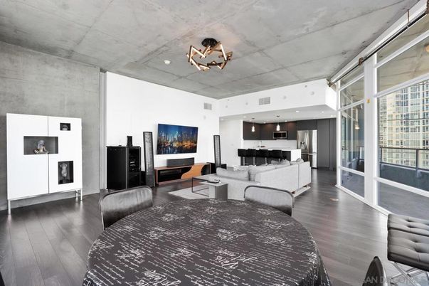 Dining room, Interior, Kitchen, Living room, Pendant Lights, Recessed Lighting, Wood Texture Flooring