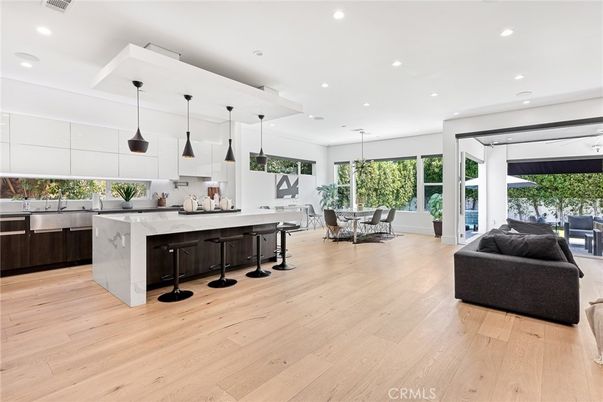 Dining room, Interior, Kitchen, Pendant Lights, Recessed Lighting, Wood Texture Flooring