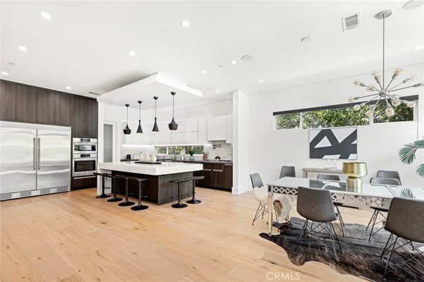 Dining room, Interior, Kitchen, Pendant Lights, Recessed Lighting, Stainless Steel Appliances, Wood Texture Flooring