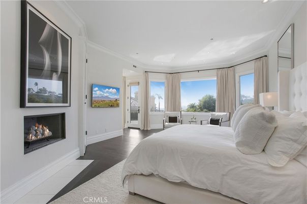 Bedroom, Fireplace, Interior, Recessed Lighting, Wood Texture Flooring