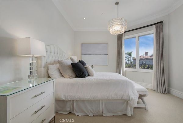 Bedroom, Chandelier, Interior, Recessed Lighting
