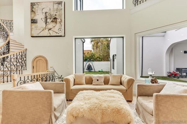 Interior, Living room