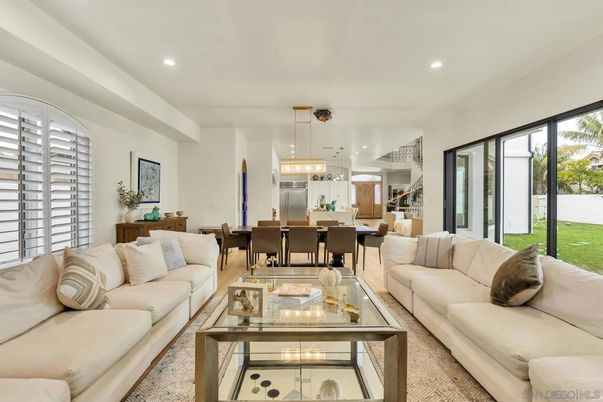 Dining room, Interior, Kitchen, Living room, Pendant Lights, Recessed Lighting