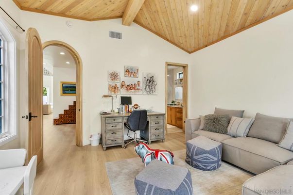 Home Office, Interior, Recessed Lighting, Wooden Beams, Wooden Ceilings, Wood Texture Flooring