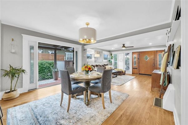 Dining room, Interior, Living room, Recessed Lighting, Wood Texture Flooring