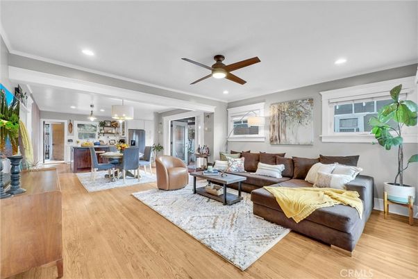 Dining room, Interior, Kitchen, Living room, Pendant Lights, Recessed Lighting, Wood Texture Flooring
