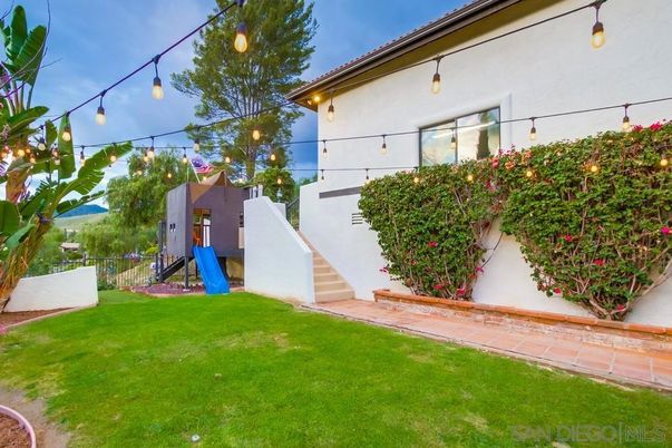 Backyard, Exterior, Playground