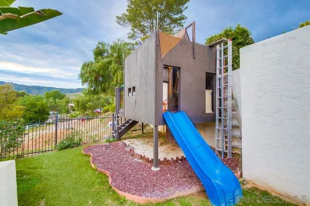 Backyard, Exterior, Playground