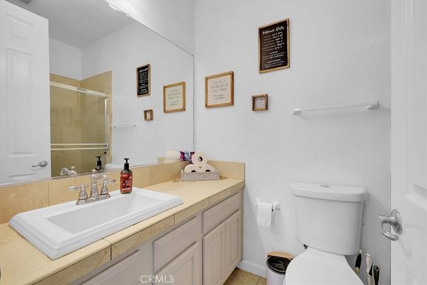 Bathroom, Interior, Tile Countertops