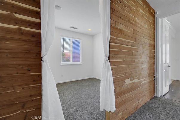 Empty room, Interior, Recessed Lighting, Wooden Walls