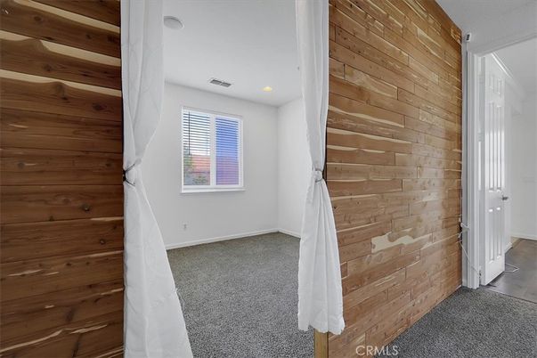 Empty room, Interior, Recessed Lighting, Wooden Walls