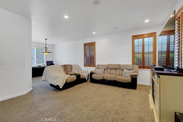 Interior, Living room, Pendant Lights, Recessed Lighting