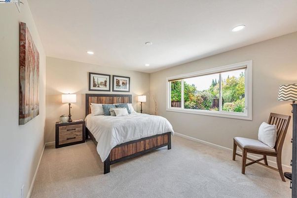 Bedroom, Interior, Recessed Lighting