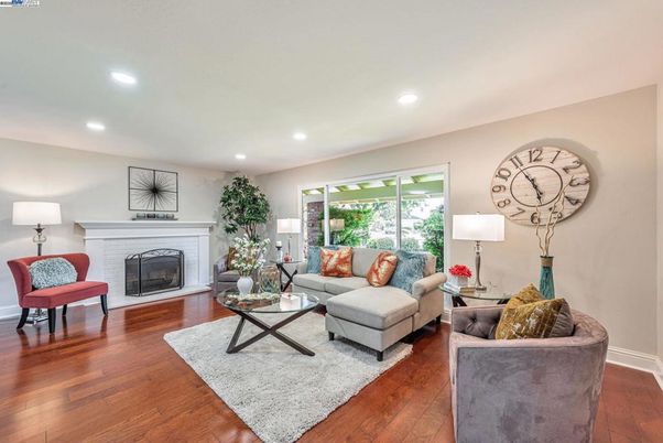 Fireplace, Interior, Living room, Recessed Lighting, Wood Texture Flooring