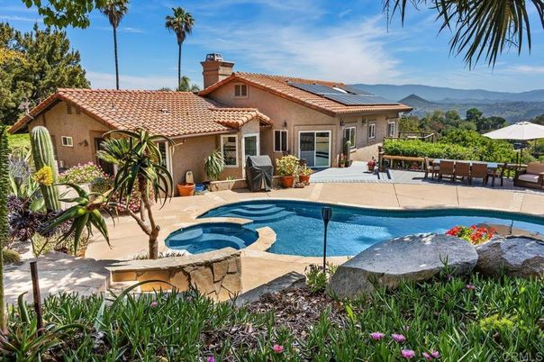 Exterior, Pool, Solar Panels