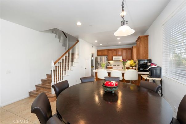 Dining room, Interior, Kitchen, Pendant Lights, Recessed Lighting, Stainless Steel Appliances