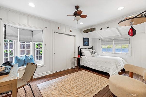 Bedroom, Home Office, Interior, Recessed Lighting, Water, Wood Texture Flooring