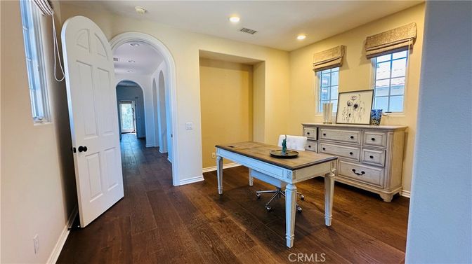 Home Office, Interior, Recessed Lighting, Wood Texture Flooring