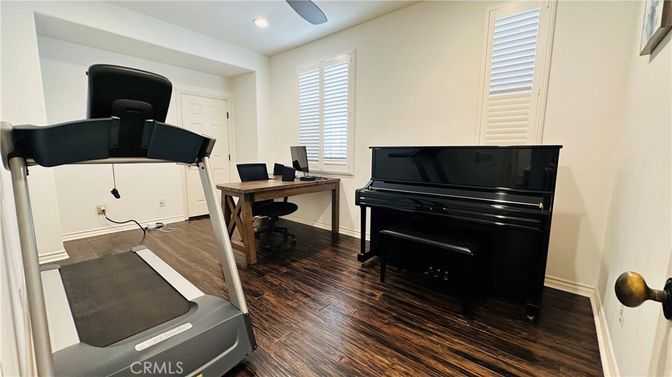 Home Office, Interior, Piano, Recessed Lighting, Wood Texture Flooring
