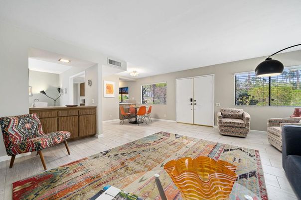 Dining room, Interior