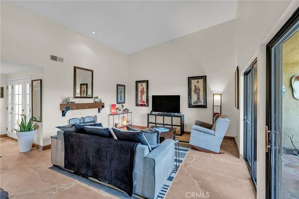 Fireplace, Interior, Living room, Recessed Lighting