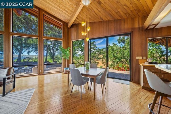 Dining room, Interior, Pendant Lights, Sun Room, Wooden Beams, Wooden Ceilings, Wood Texture Flooring, Wooden Walls