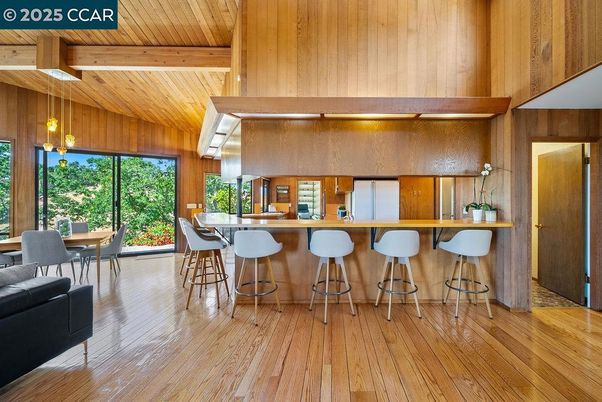 Dining room, Interior, Kitchen, Pendant Lights, Wooden Beams, Wooden Ceilings, Wood Texture Flooring, Wooden Walls