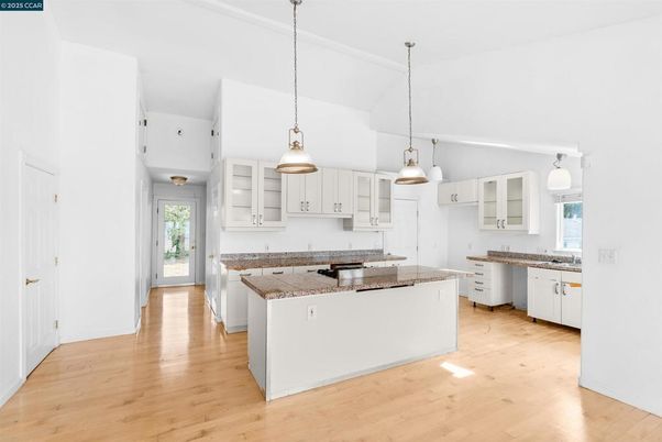 Interior, Kitchen, Pendant Lights, Wood Texture Flooring